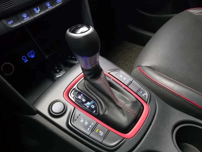 Hyundai Kona 1.6 TURBO 2WD FLUX PREMIUM SPECIAL, снимка 9 - Автомобили и джипове - 55217775