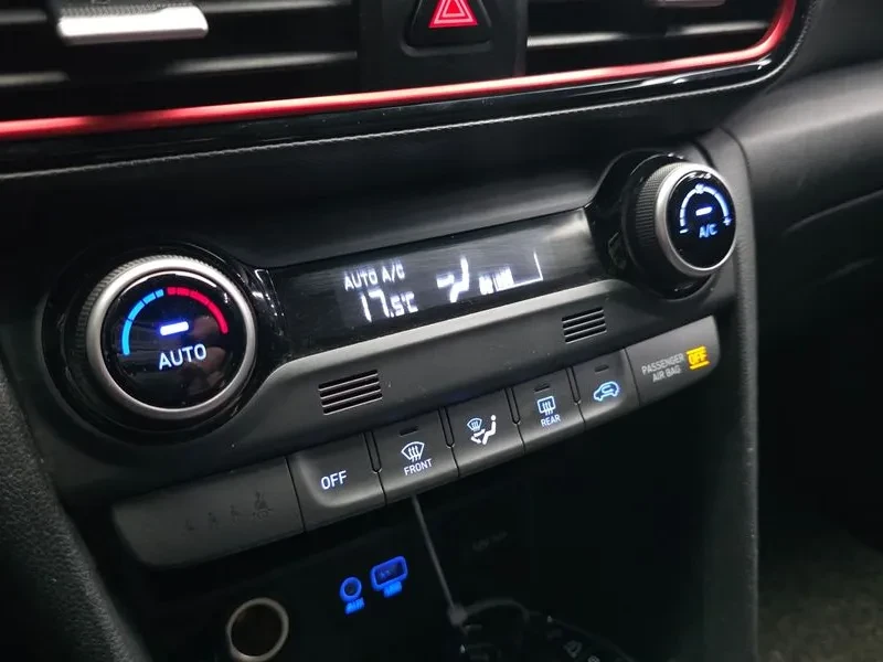 Hyundai Kona 1.6 TURBO 2WD FLUX PREMIUM SPECIAL, снимка 16 - Автомобили и джипове - 55217775