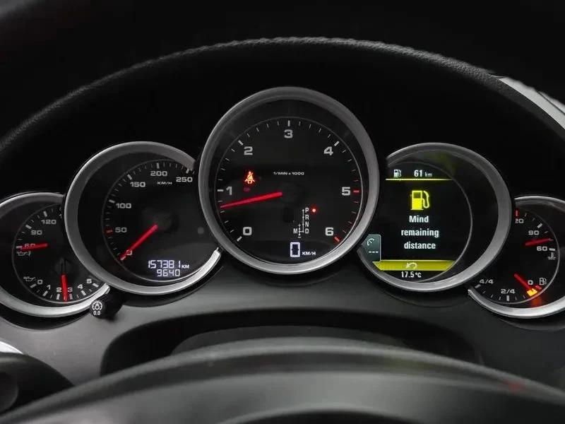 Porsche Cayenne, снимка 8 - Автомобили и джипове - 56724032
