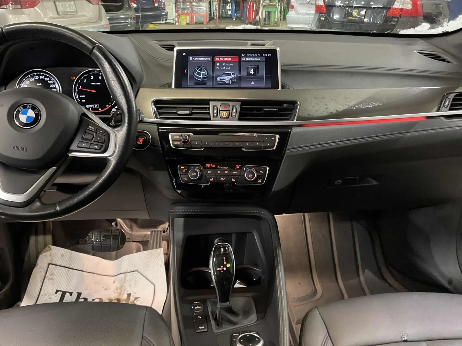 BMW X1 xDrive28i / КАМЕРА / ПОДГРЕВИ , снимка 7 - Автомобили и джипове - 53810408