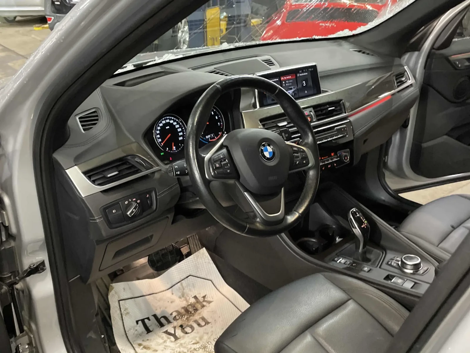 BMW X1 xDrive28i / КАМЕРА / ПОДГРЕВИ , снимка 6 - Автомобили и джипове - 53810408