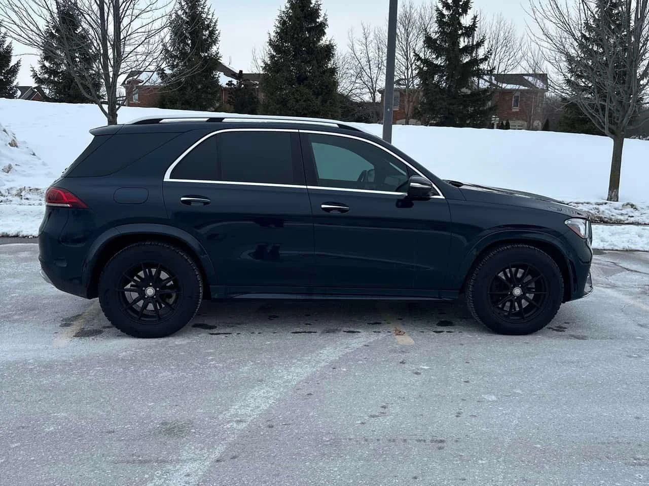 Mercedes-Benz GLE 450 BURMESTER/ПАНОРАМА/360 КАМЕРИ/HUD, снимка 4 - Автомобили и джипове - 54001697