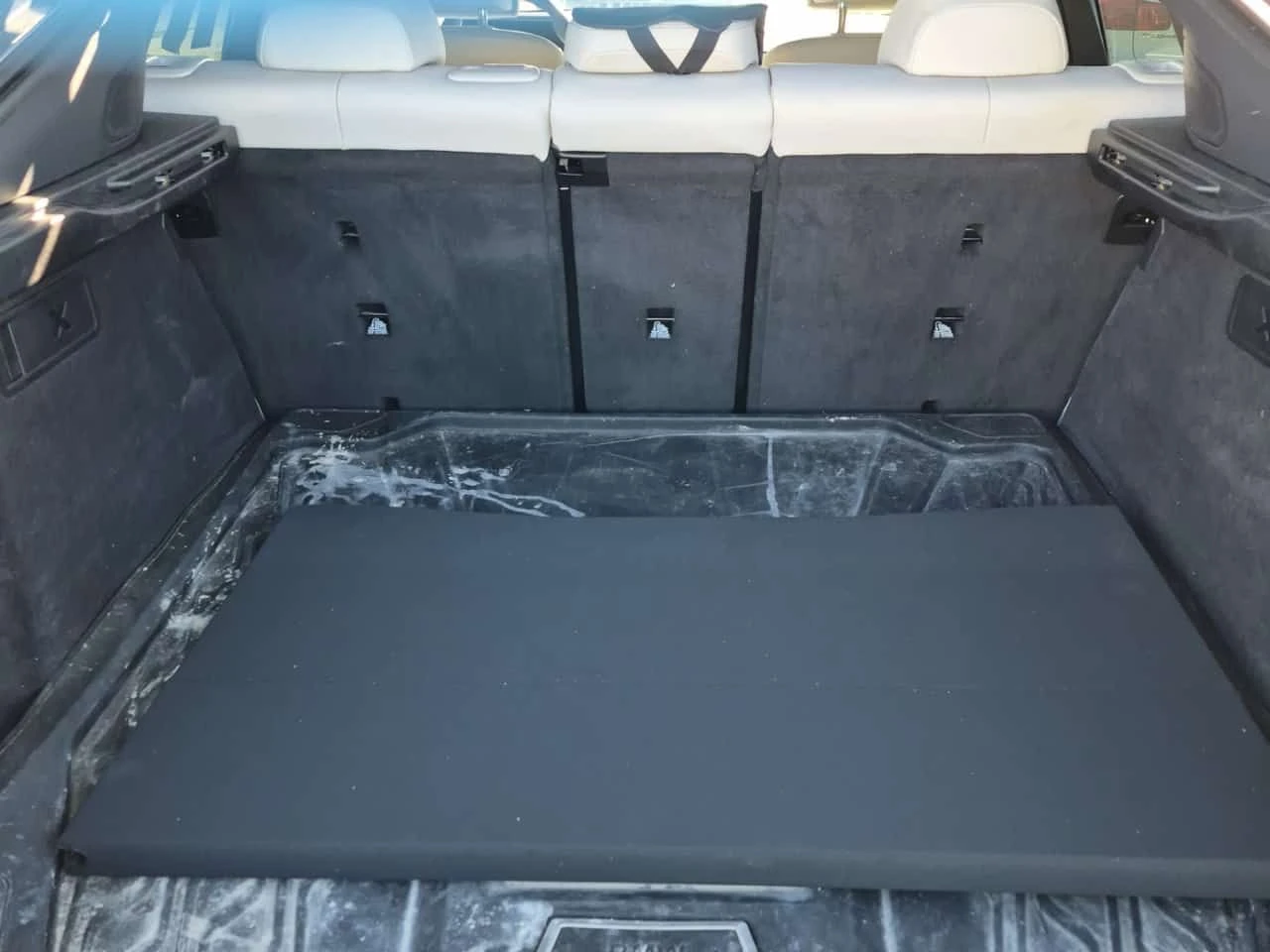 BMW X6  | M60I XDRIVE | DISTRONIC | 360 | HEAD-UP | , снимка 14 - Автомобили и джипове - 54135629