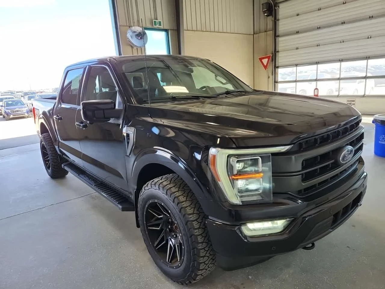 Ford F150 * LARIAT CREW CAB SHORT BED * CARFAX * ЦЕНА ДО БГ, снимка 2 - Автомобили и джипове - 54525817