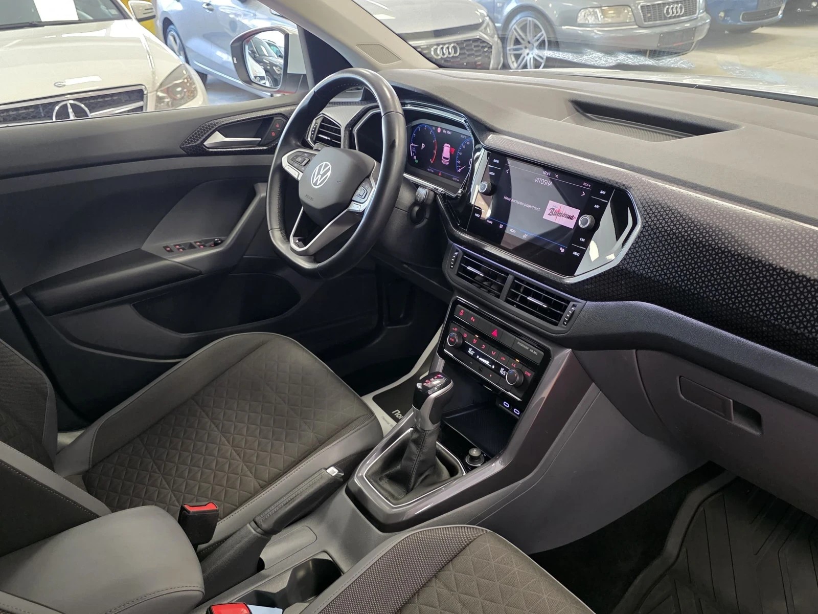VW T-Cross 1.0 TSI 116hp | DSG7 | LED | Camera | Mobile.bg � ����������� 10