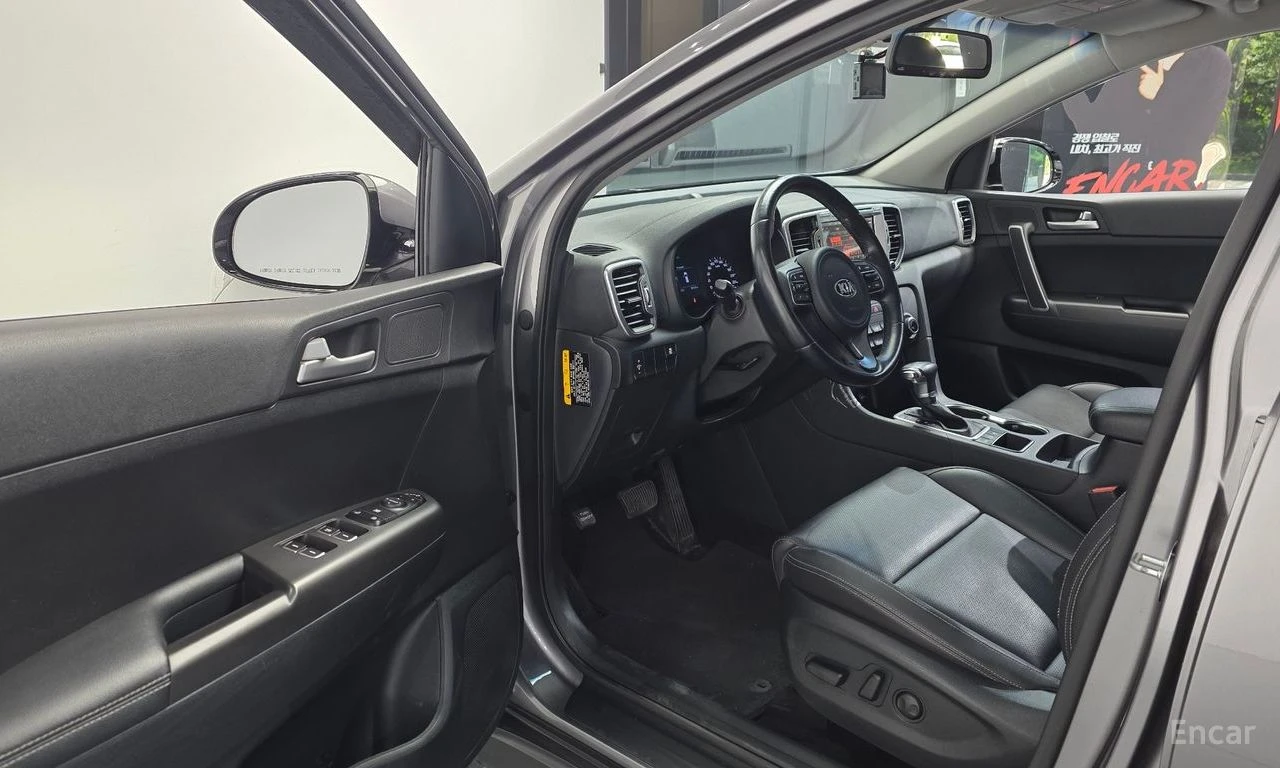 Kia Sportage * ФИКСИРАНА ЦЕНА ДО БЪЛГАРИЯ * АВТОКРЕДИТ, снимка 17 - Автомобили и джипове - 55398628
