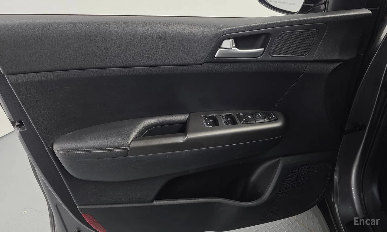 Kia Sportage * ФИКСИРАНА ЦЕНА ДО БЪЛГАРИЯ * АВТОКРЕДИТ, снимка 15 - Автомобили и джипове - 55398628