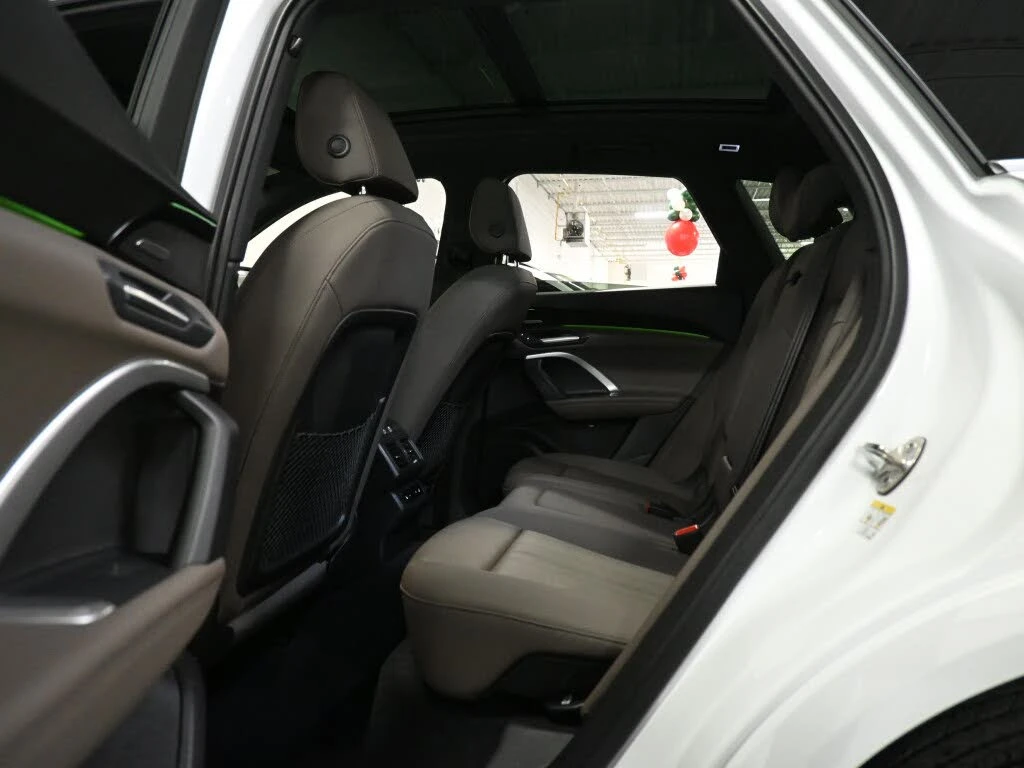 Audi Q5 40 TFSI | 360 | Bang&O| HeadsUP| Ambient, снимка 17 - Автомобили и джипове - 55436642
