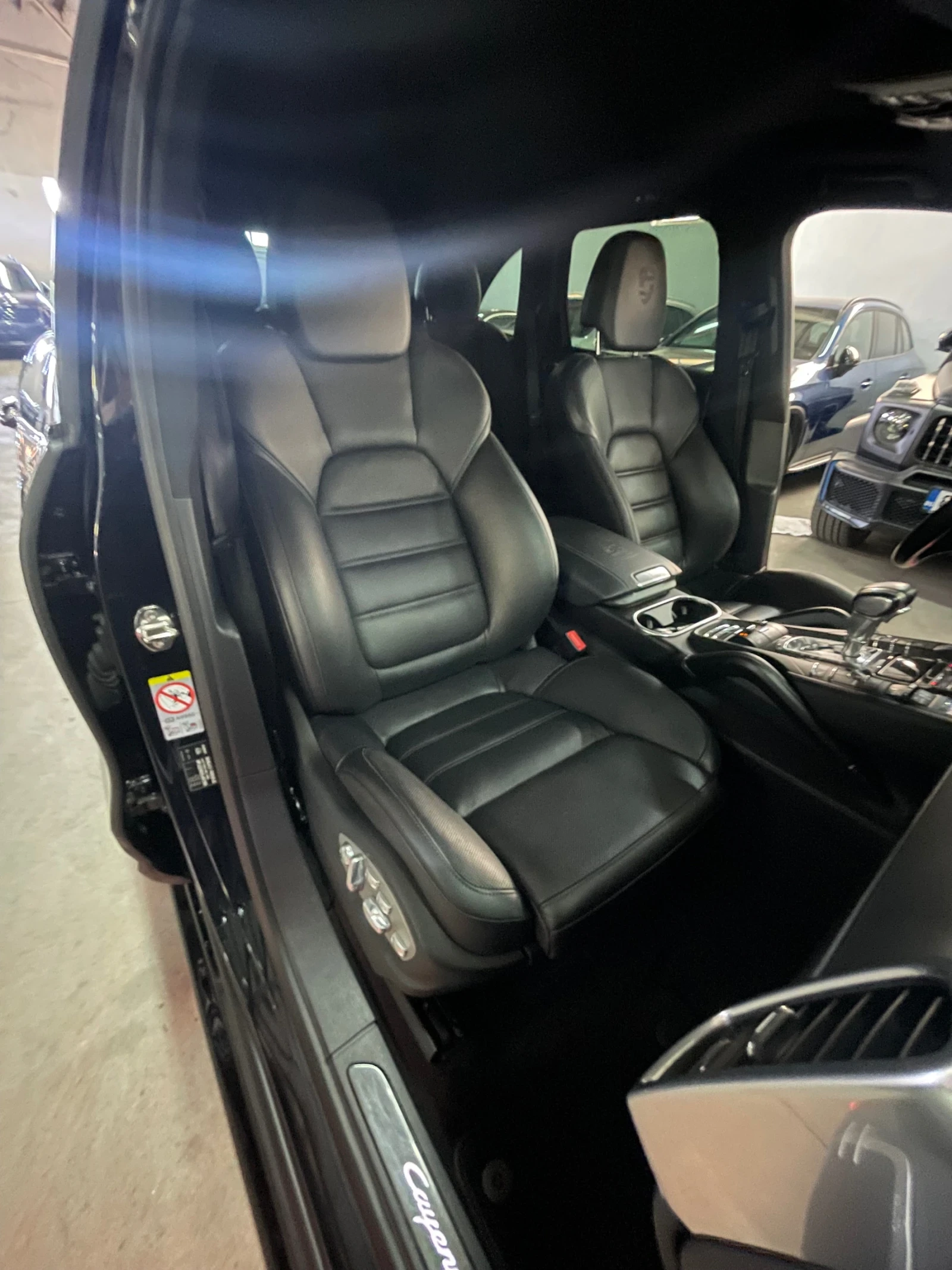 Porsche Cayenne 4.2tdi/Burm/distr/обдух/камера/панор/теглич/ФУЛЛ!!, снимка 12 - Автомобили и джипове - 55565635