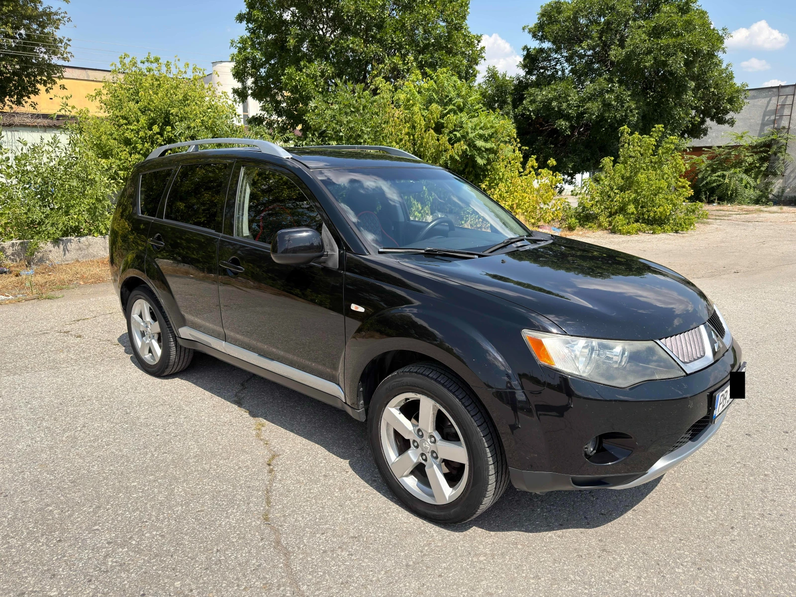 Mitsubishi Outlander 2.0 TDI, снимка 2 - Автомобили и джипове - 55628301