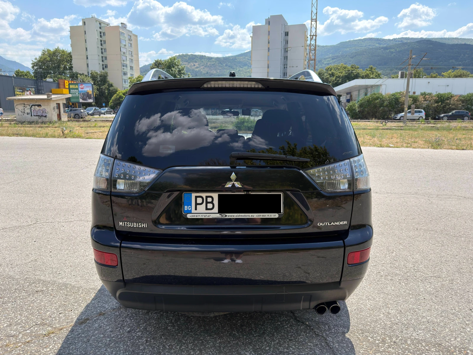Mitsubishi Outlander 2.0 TDI, снимка 4 - Автомобили и джипове - 55628301