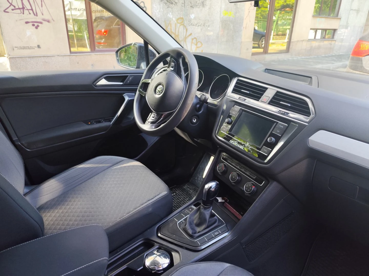 VW Tiguan * 5+ 2*  | Mobile.bg � ����������� 10