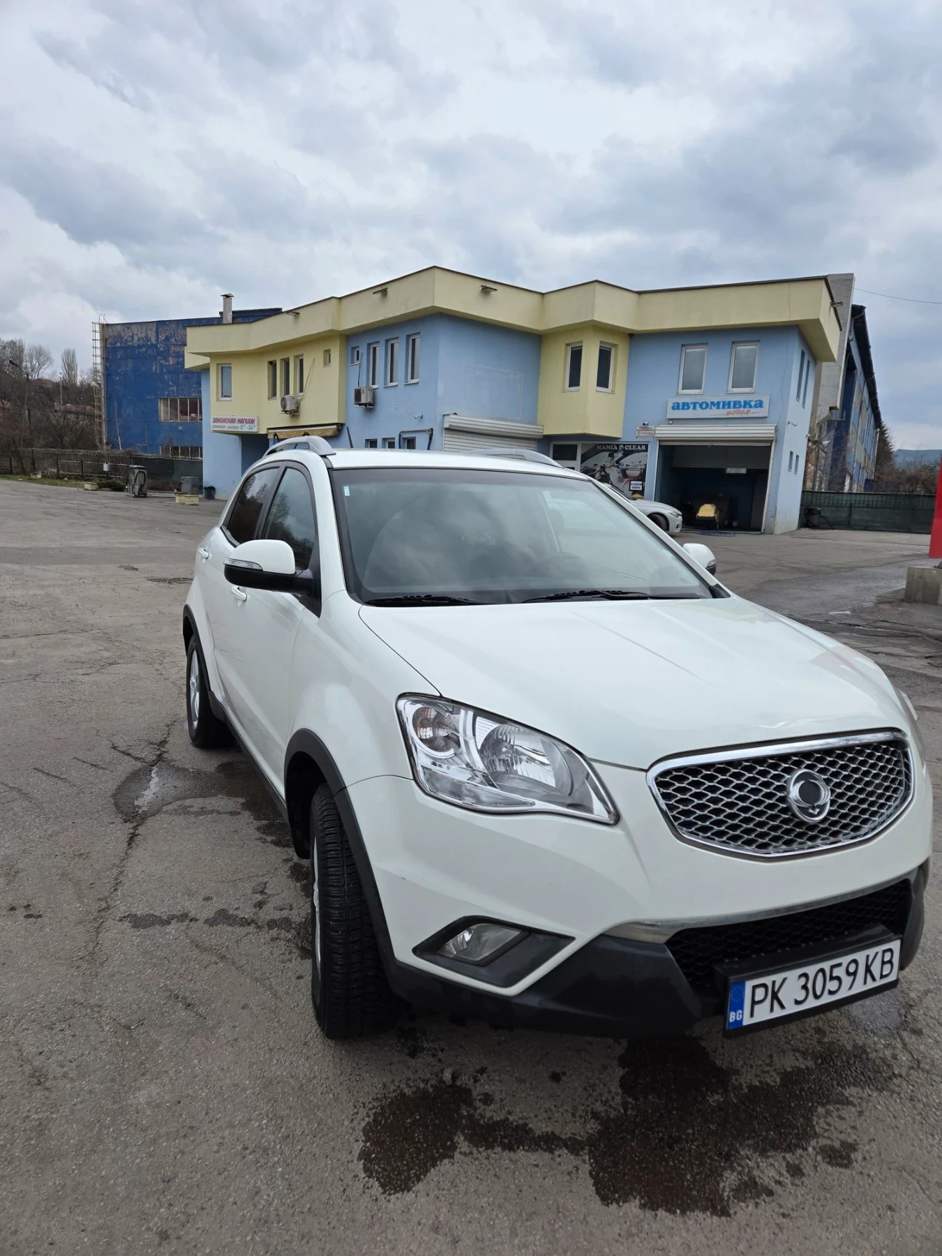SsangYong Korando, снимка 7 - Автомобили и джипове - 56456153