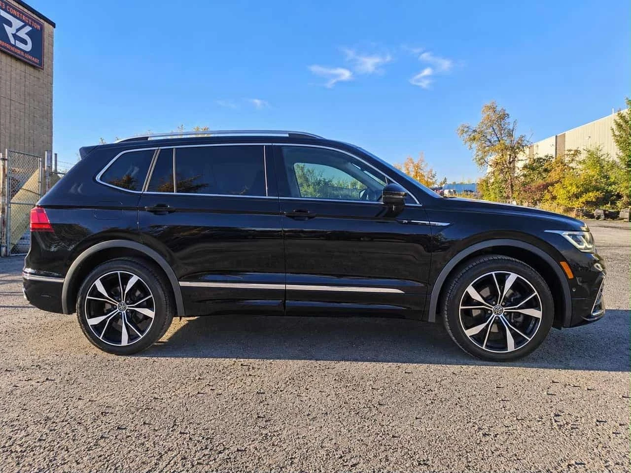 VW Tiguan * Highline R Line * CARFAX * ���� �� �� | Mobile.bg � ����������� 4
