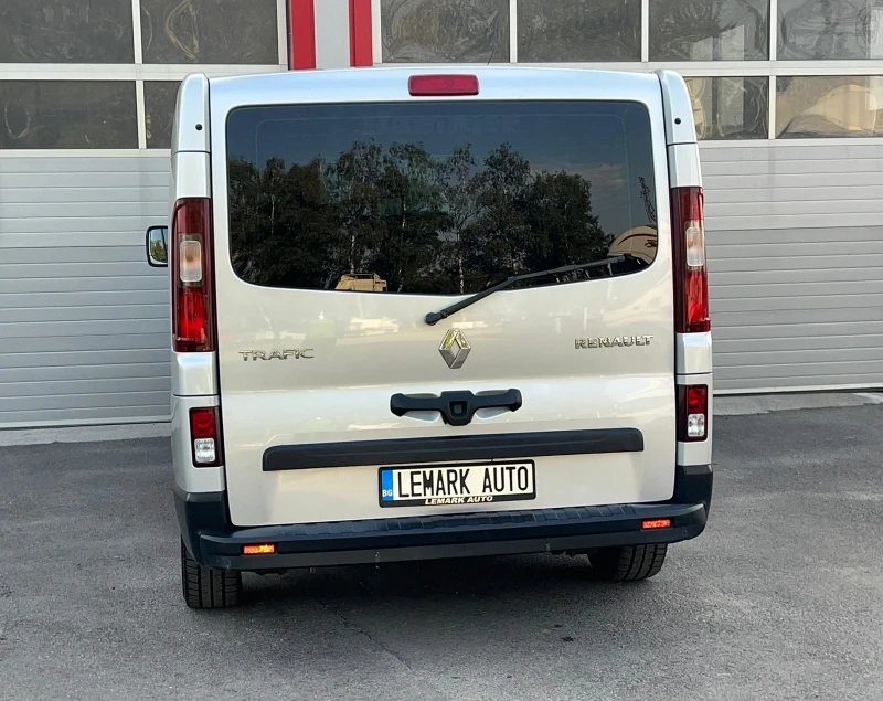 Renault Trafic 1.6 DCI KLIMATIK 9-MEСТЕН 6-СКОРОСТИ EVRO 6B, снимка 9 - Бусове и автобуси - 48558087