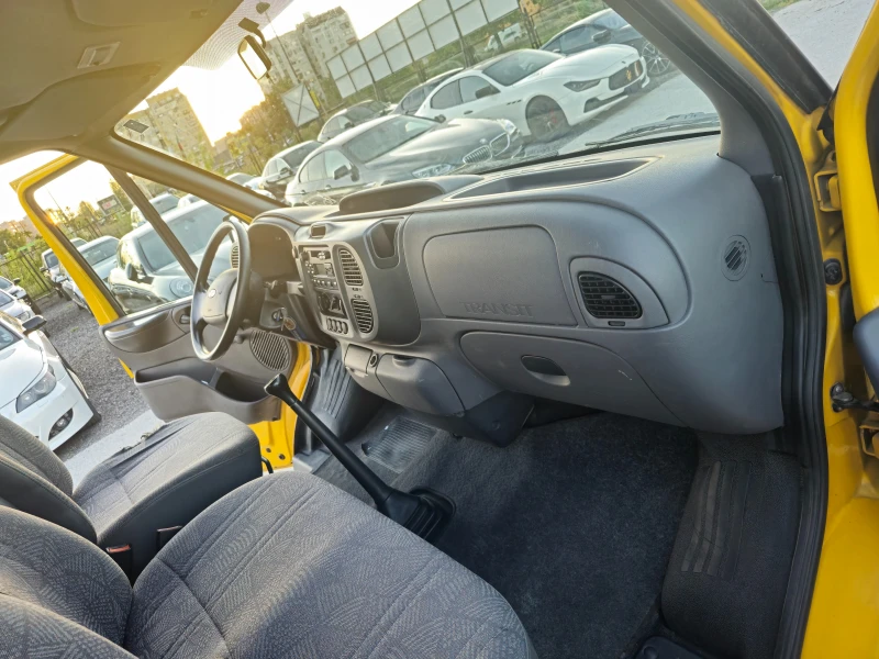 Ford Transit 140k.c.* Климатик* Топ състояние, снимка 14 - Бусове и автобуси - 50087015