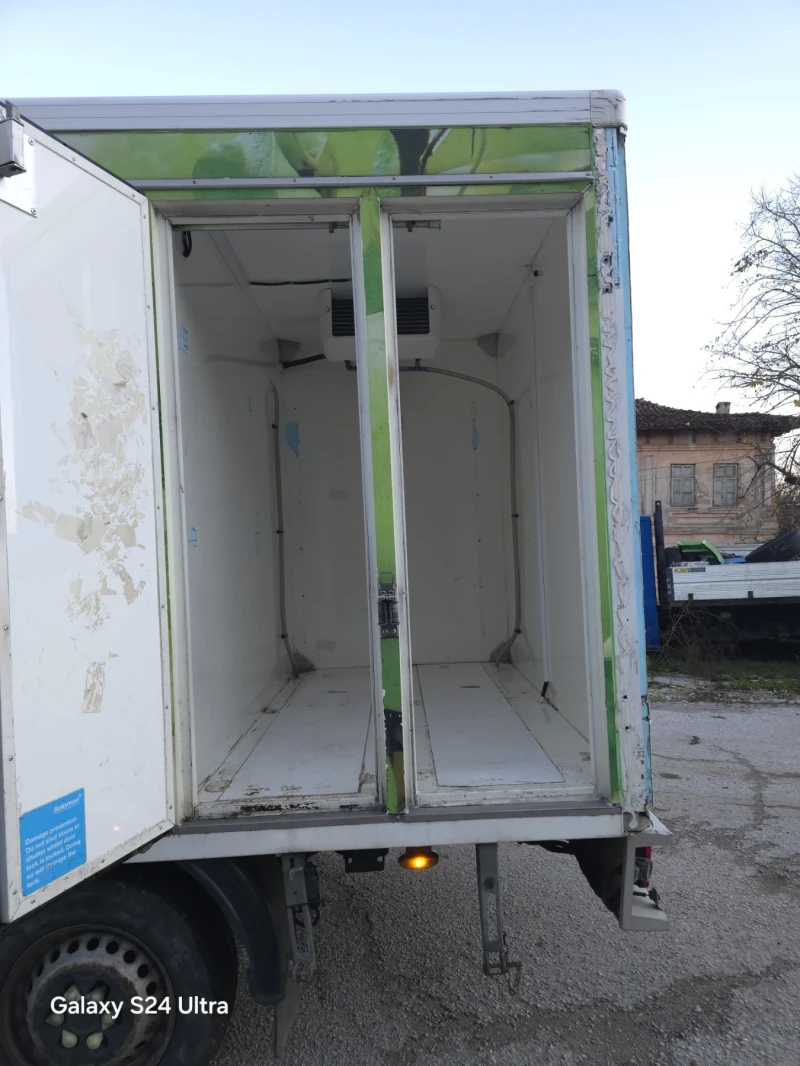 Iveco 35s11 Дейли хладилен, снимка 8 - Бусове и автобуси - 53033897