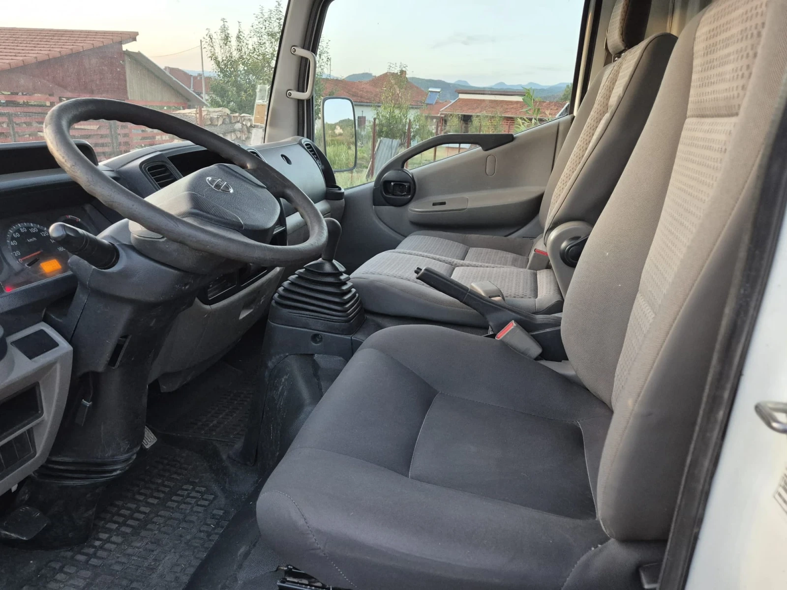 Nissan Capstar Самосвал климатик , снимка 12 - Бусове и автобуси - 56092062