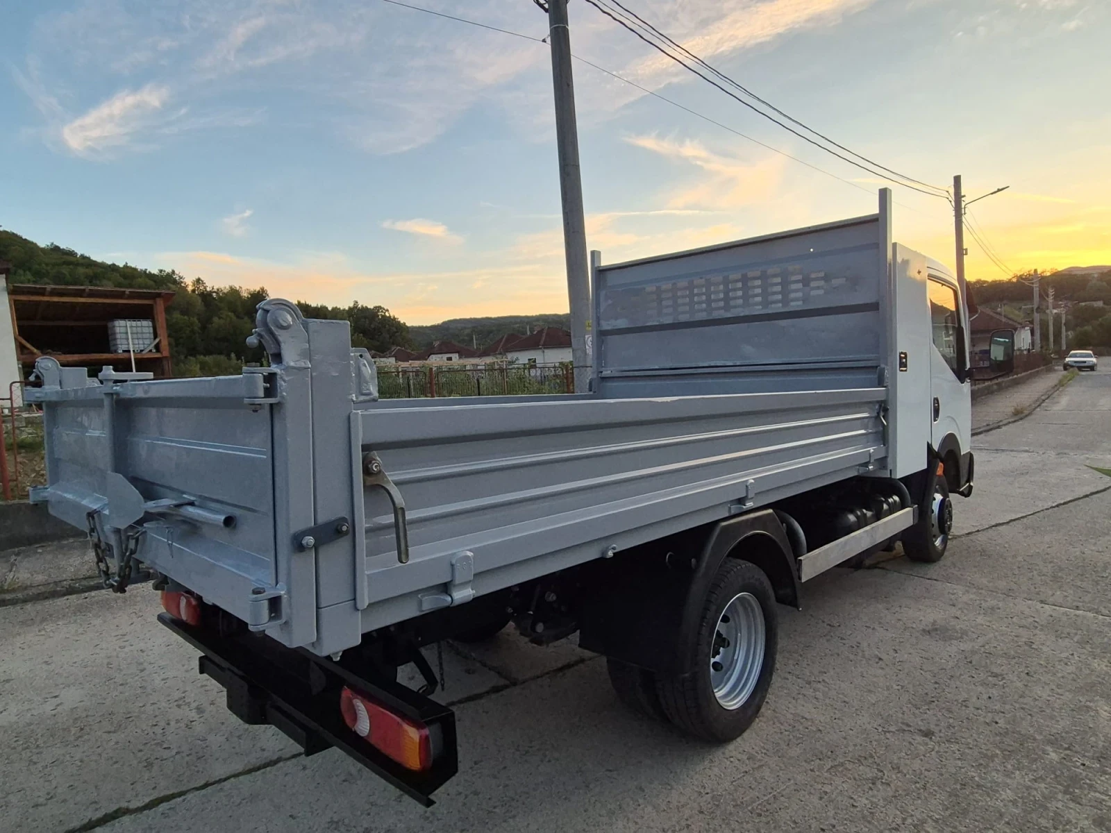 Nissan Capstar Самосвал климатик , снимка 7 - Бусове и автобуси - 56092062