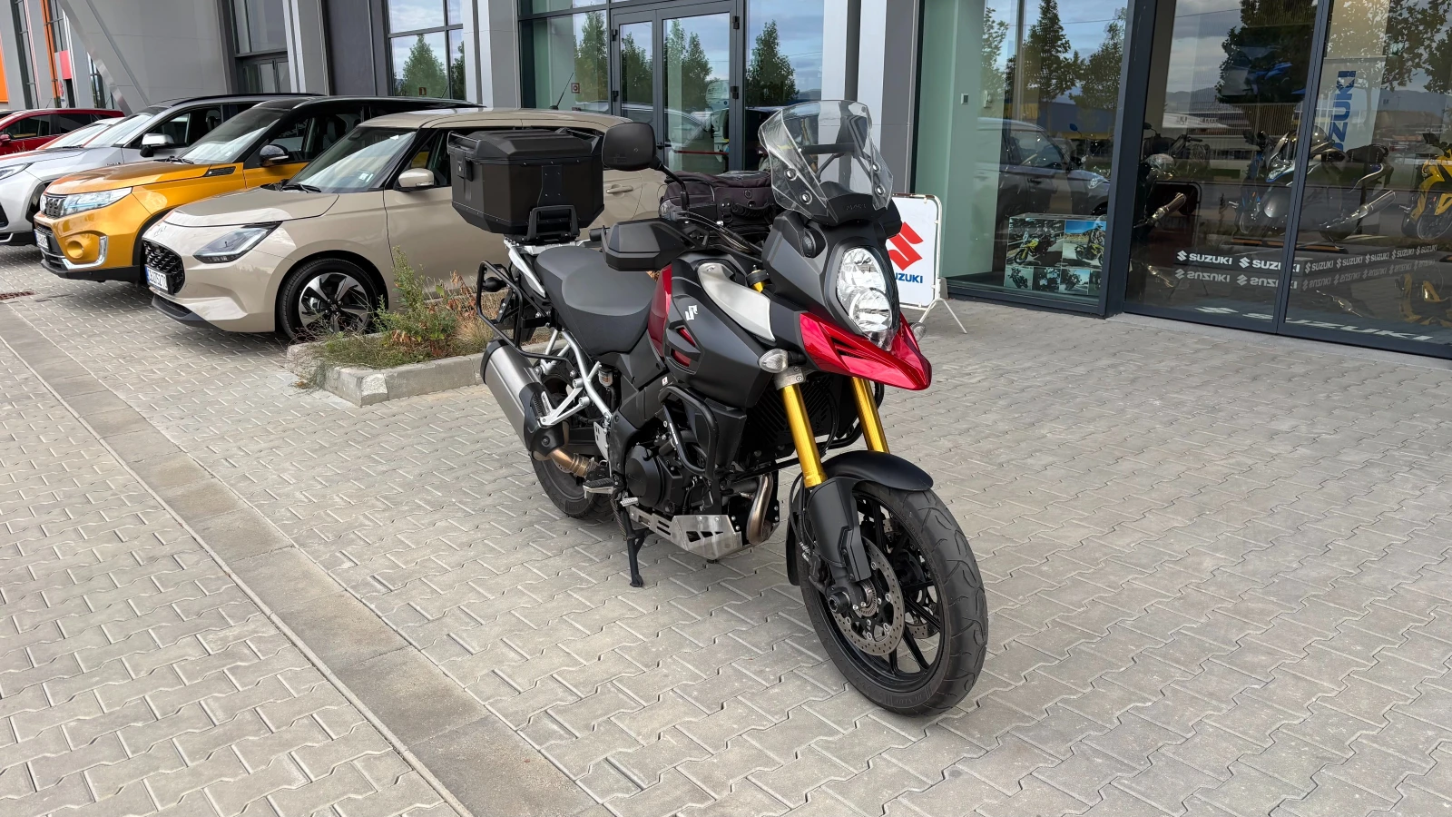 Suzuki V-strom DL 1000 A, снимка 1