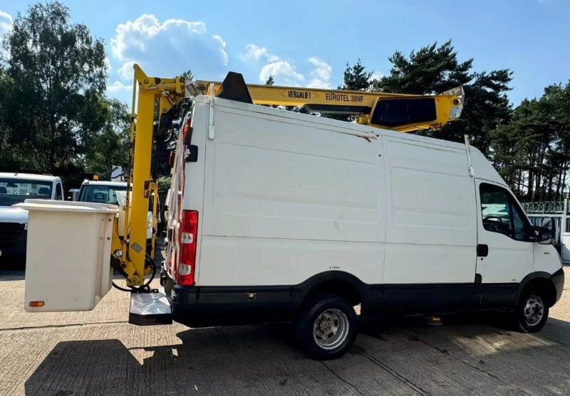 Автовишка Iveco Daily, снимка 6 - Индустриална техника - 52522535