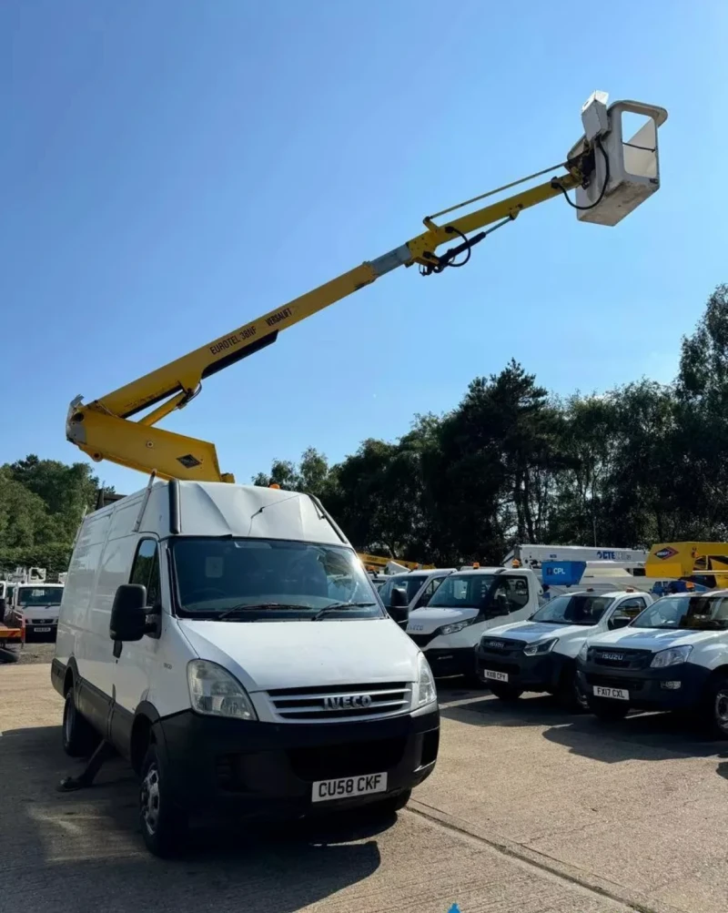 Автовишка Iveco Daily, снимка 10 - Индустриална техника - 52522535