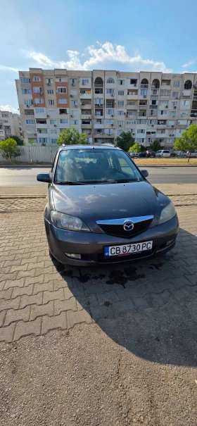  Mazda 2