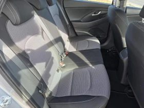 Hyundai I30 1.6 CRDi Пълна сервизна история - 10800 € / 21122.96 лв. - 34072264 14