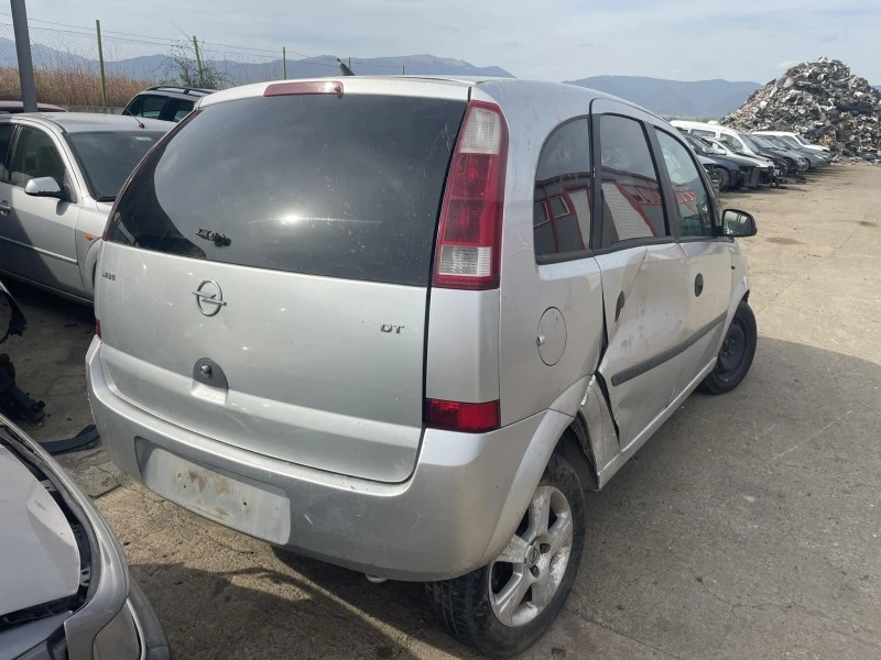 Opel Meriva 1.7, снимка 4 - Автомобили и джипове - 42191590