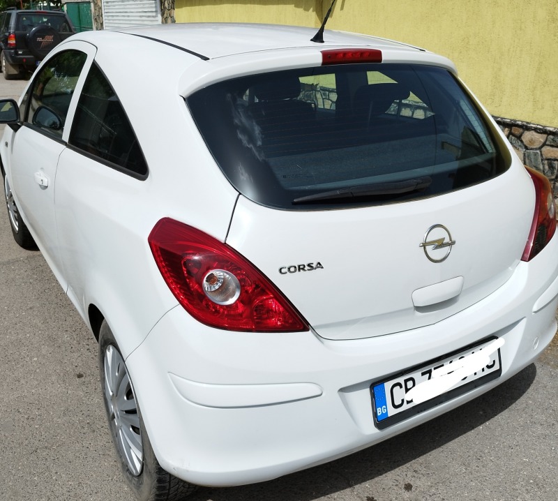 Opel Corsa, снимка 3 - Автомобили и джипове - 46129494
