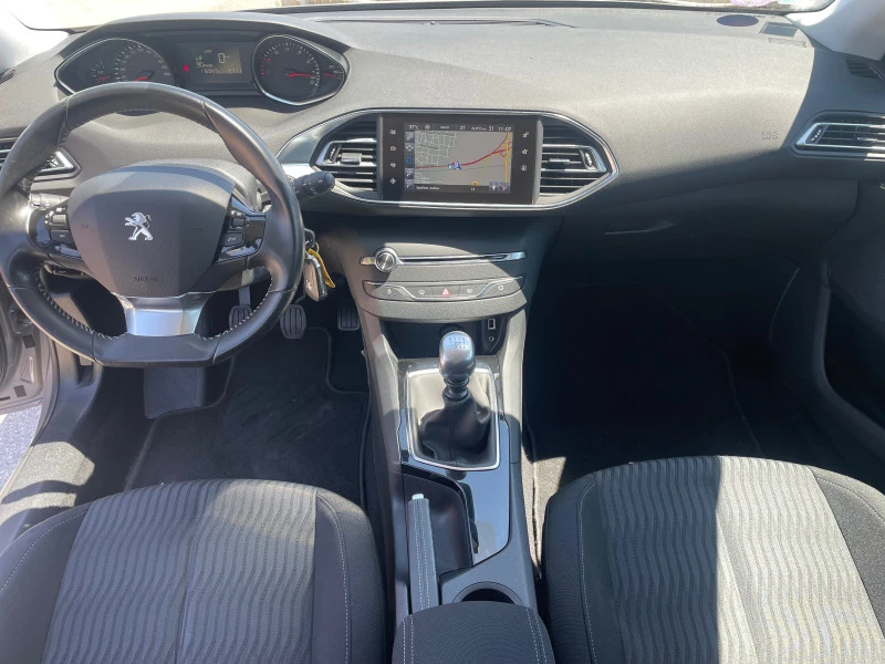 Peugeot 308 1.6i, снимка 9 - Автомобили и джипове - 46545548