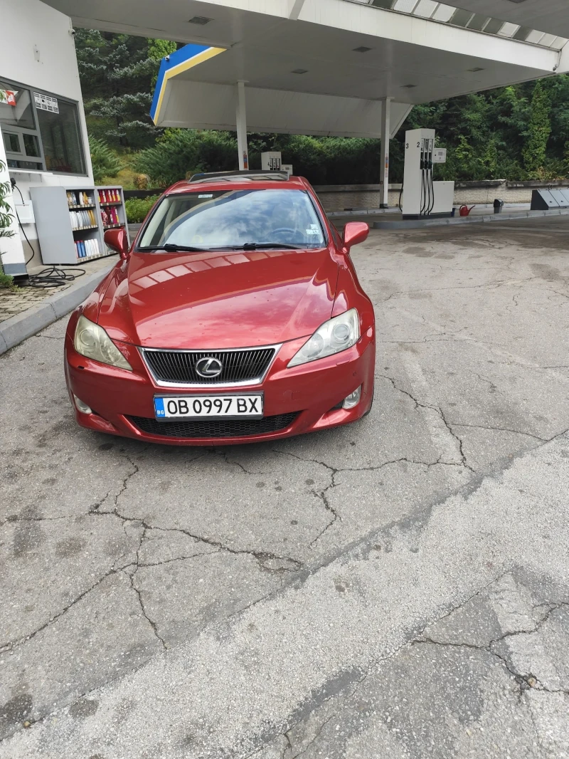 Lexus IS 220d, снимка 4 - Автомобили и джипове - 47923867