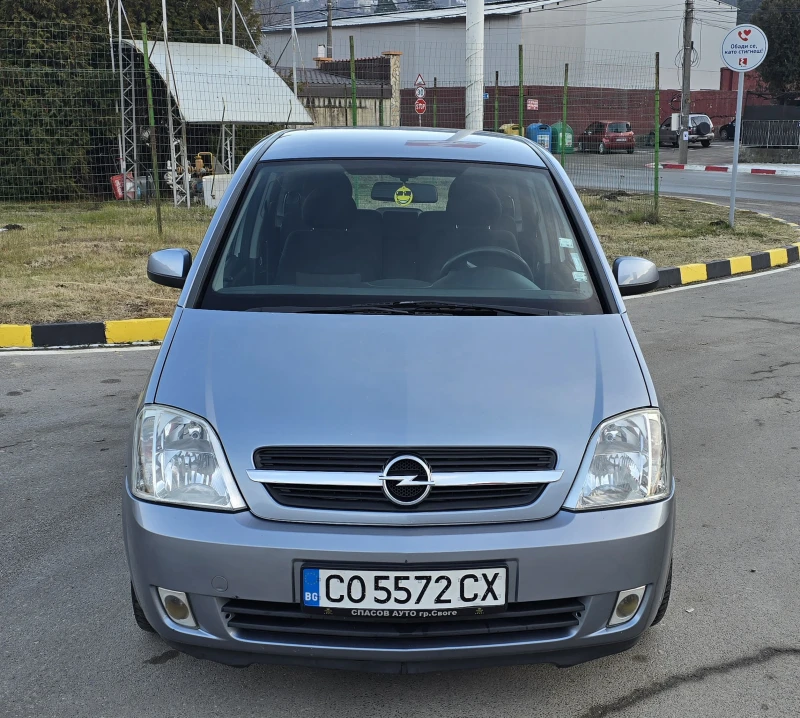 Opel Meriva 1.3CDTI, снимка 9 - Автомобили и джипове - 48592919