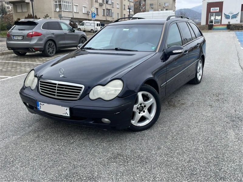 Mercedes-Benz C 220 Avantgarde, снимка 1 - Автомобили и джипове - 48711116