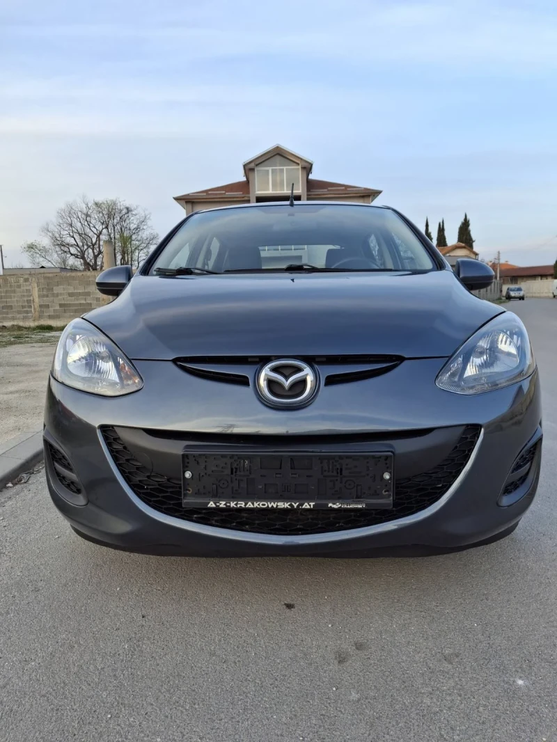 Mazda 2 Facelift, снимка 1 - Автомобили и джипове - 49610382