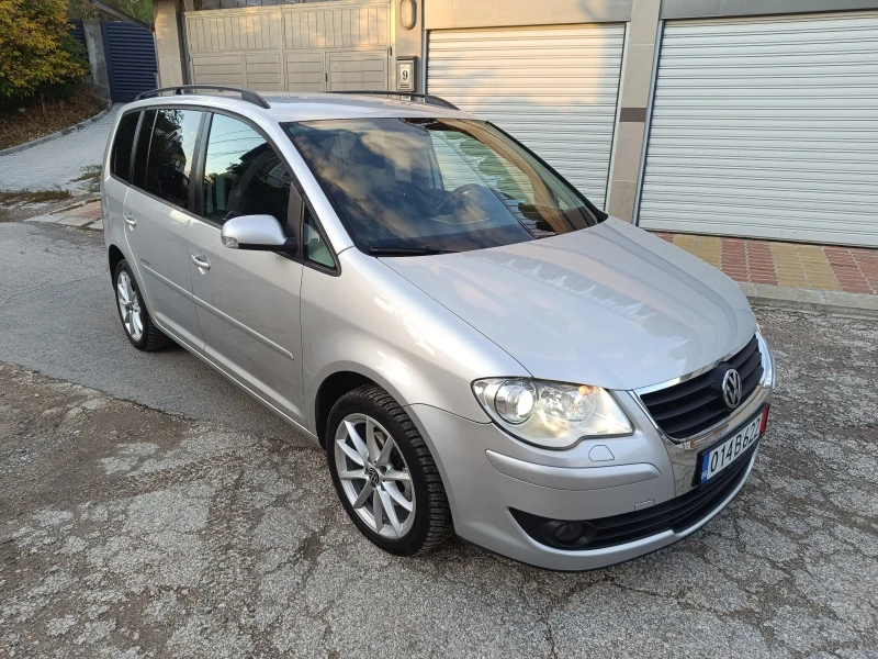 VW Touran 2.0TDI 140 DSG 8V, снимка 3 - Автомобили и джипове - 52770526