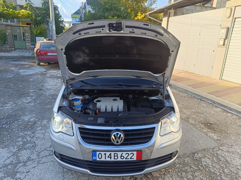 VW Touran 2.0TDI 140 DSG 8V, снимка 14 - Автомобили и джипове - 52770526