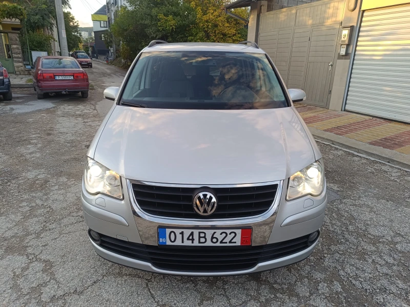 VW Touran 2.0TDI 140 DSG 8V, снимка 2 - Автомобили и джипове - 52770526
