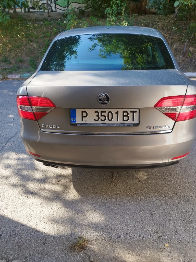 Skoda Superb, снимка 4 - Автомобили и джипове - 52490670