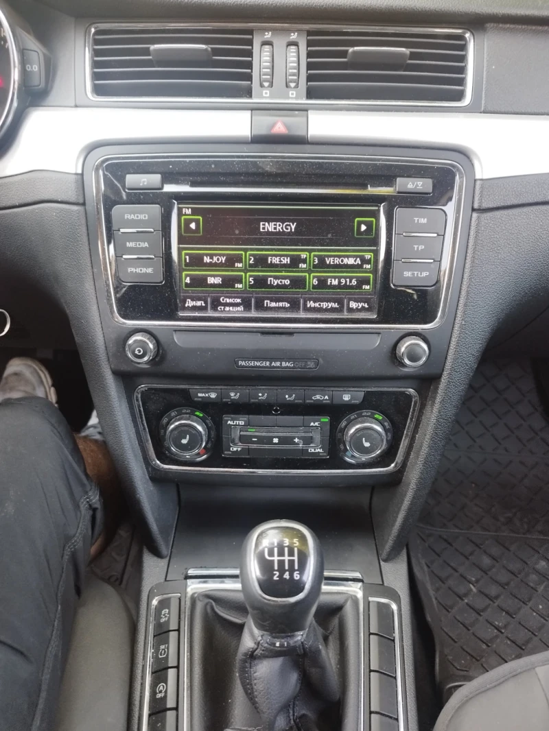 Skoda Superb, снимка 8 - Автомобили и джипове - 52490670