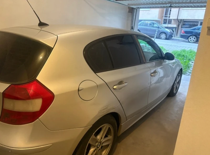 BMW 118 2000, снимка 5 - Автомобили и джипове - 52338552