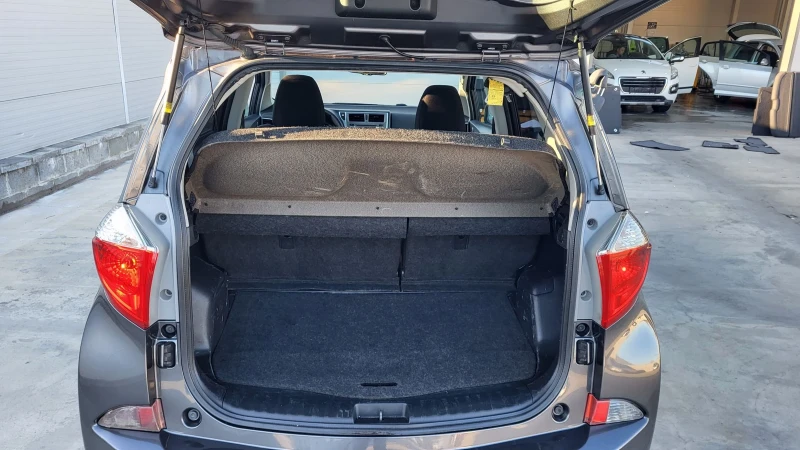 Toyota Verso S 1.4D4D-90 PANORAMA* KEYLESS* KAMERA* EURO5 , снимка 7 - Автомобили и джипове - 52414710