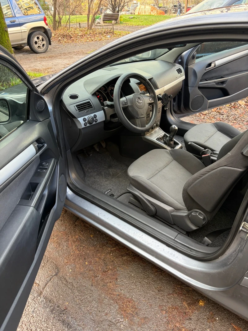 Opel Astra, снимка 8 - Автомобили и джипове - 52604702