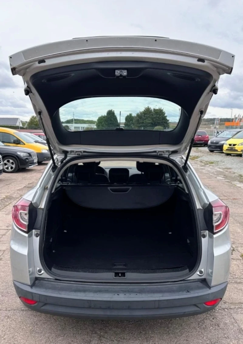 Renault Megane Grandtour 1.5 dci 110 к.с. комби, снимка 15 - Автомобили и джипове - 53251966