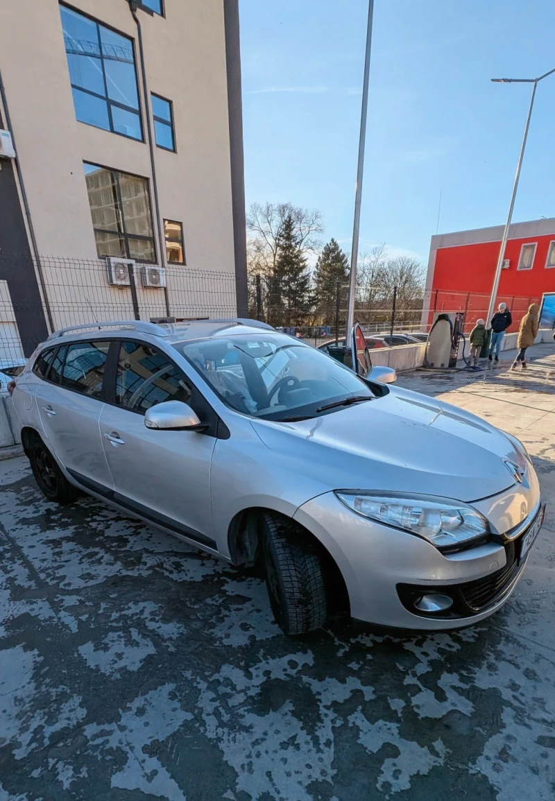 Renault Megane Grandtour 1.5 dci 110 к.с. комби, снимка 7 - Автомобили и джипове - 52996994