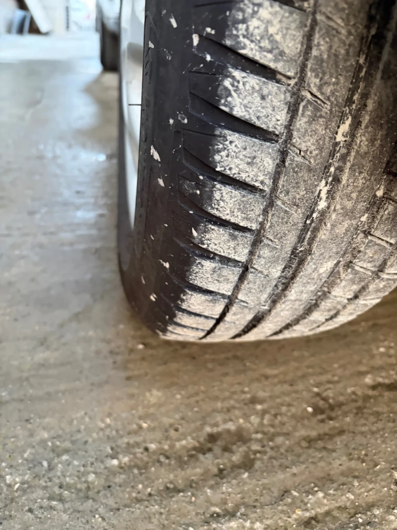 Alfa Romeo 147 1.9 JTD, снимка 3 - Автомобили и джипове - 53342680