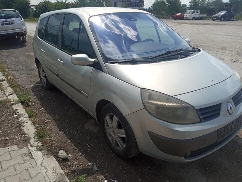 Renault Grand scenic 1.9DCI 120PS, снимка 2 - Автомобили и джипове - 28917406