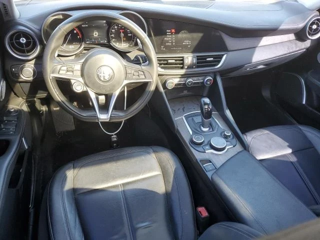 Alfa Romeo Giulia, снимка 5 - Автомобили и джипове - 48748374