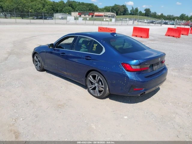 BMW 330 * XDRIVE * CARFAX * ОПЦИЯ ЗА ФИНАНСИРАНЕ - изображение 3