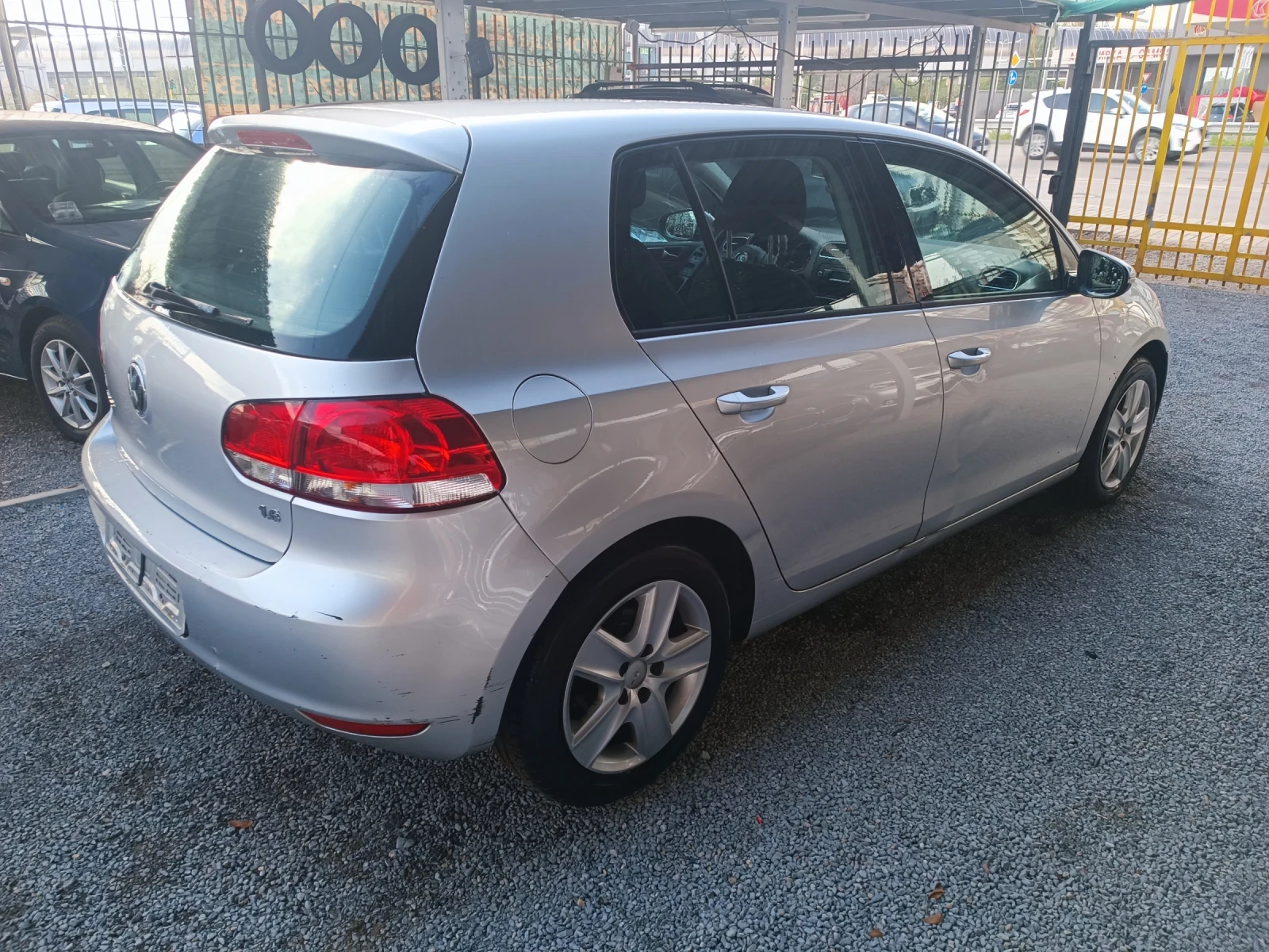 VW Golf 1.6i Italia  - изображение 4